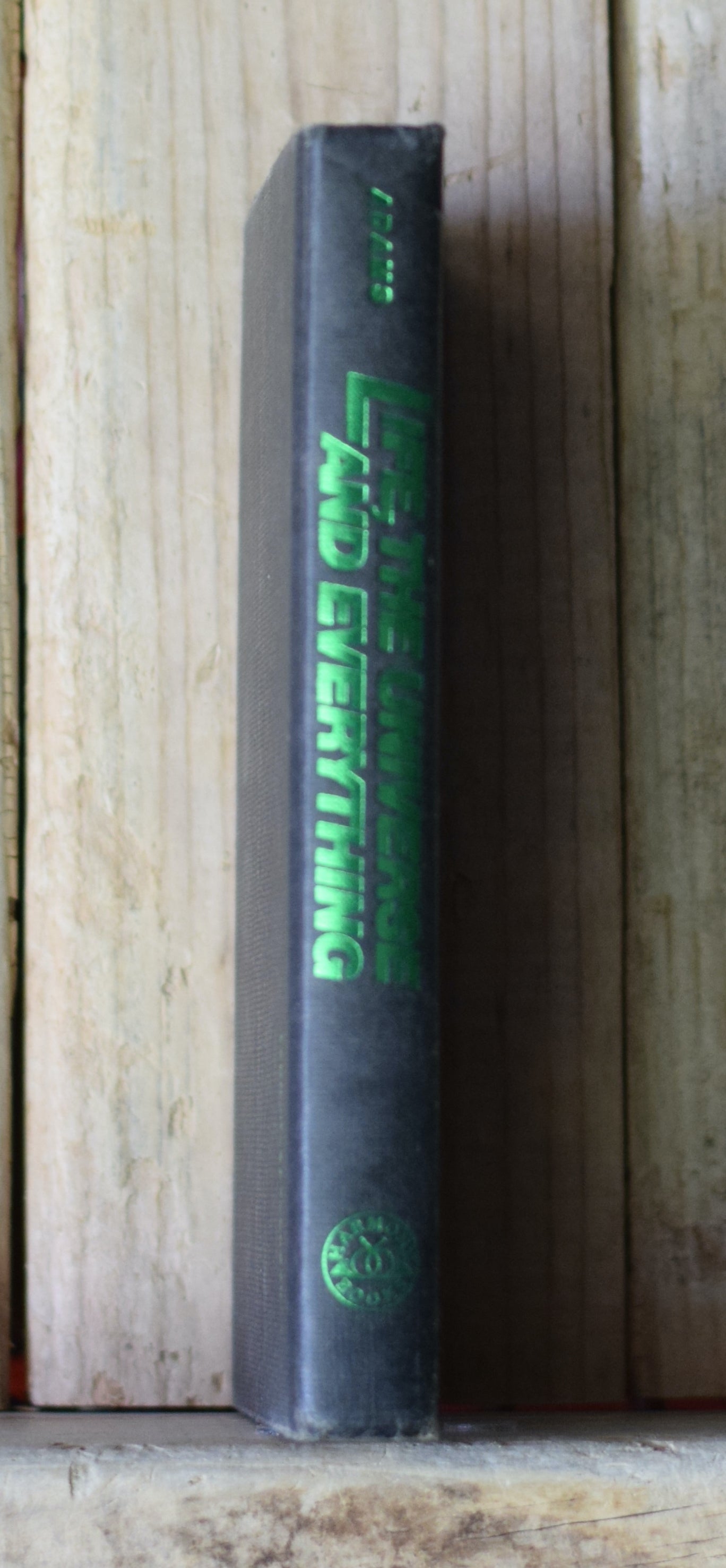 Vintage Sci-fi Hardback: Douglas Adams - The Restaurant at the End of the Universe FIRST EDITION