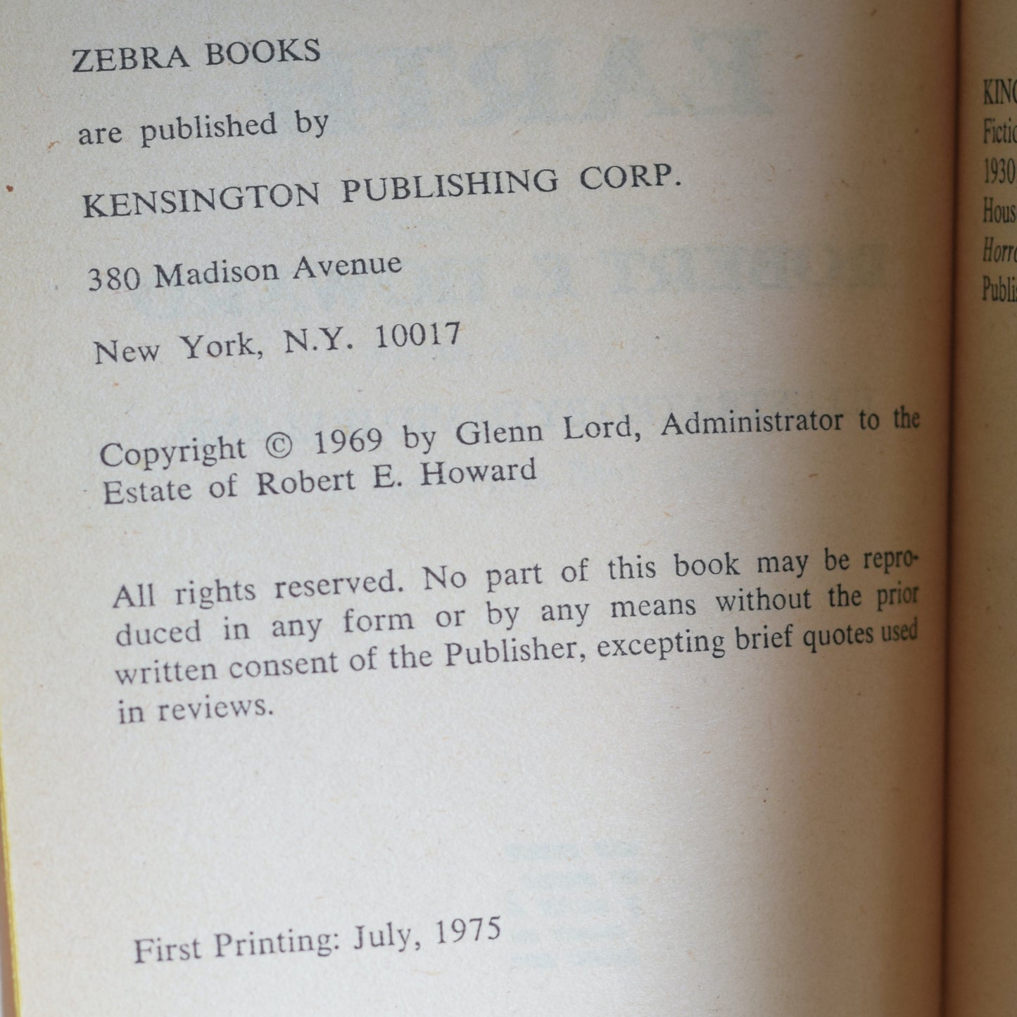 Vintage Fantasy Paperback: Robert E Howard - Worms of the Earth FIRST PRINTING