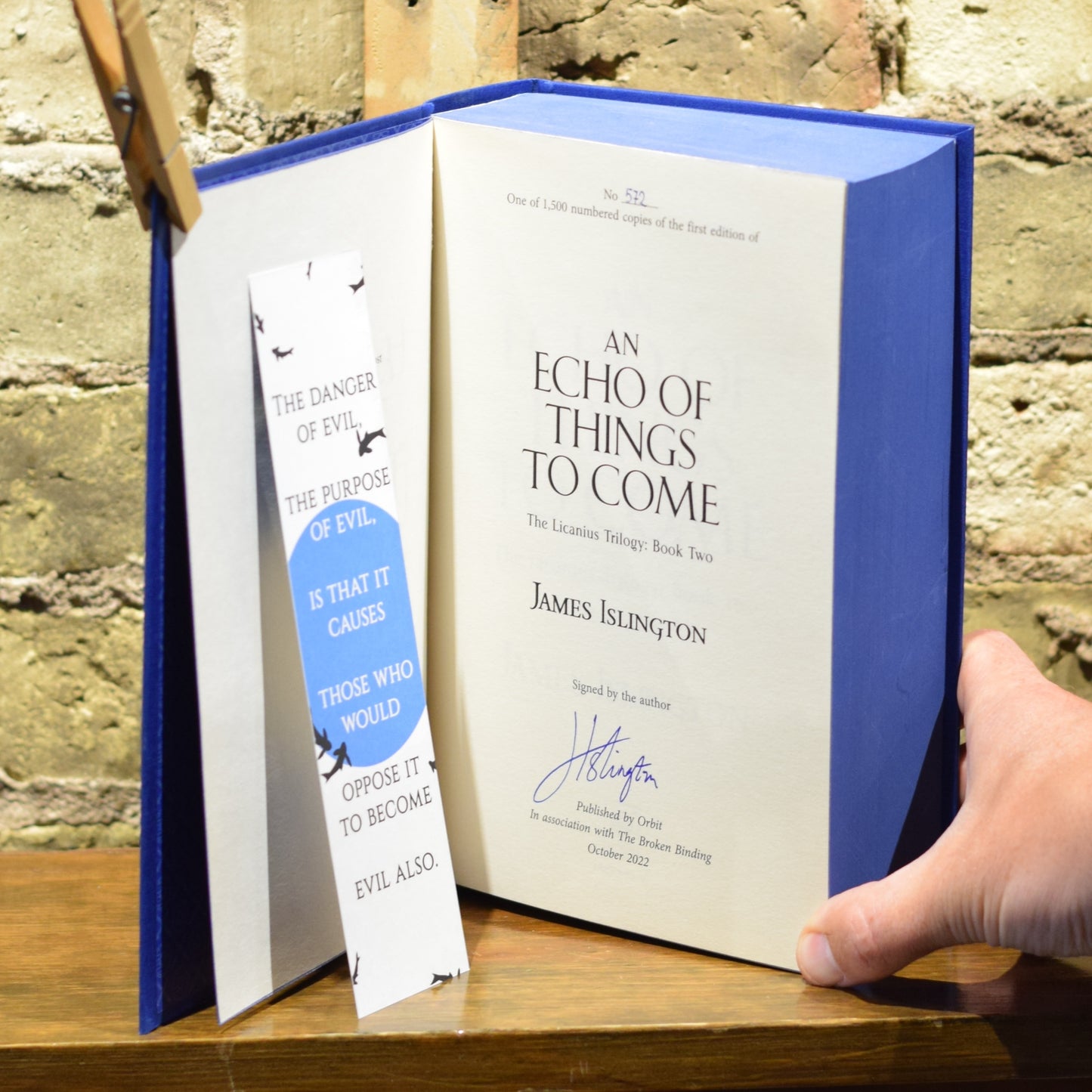 Fantasy Hardbacks: James Islington - The Licanius Trilogy: The Shadow of What Was Lost, An Echo of Things to Come, The Light of All That Falls SIGNED BROKEN BINDING FIRST EDITION/PRINTING