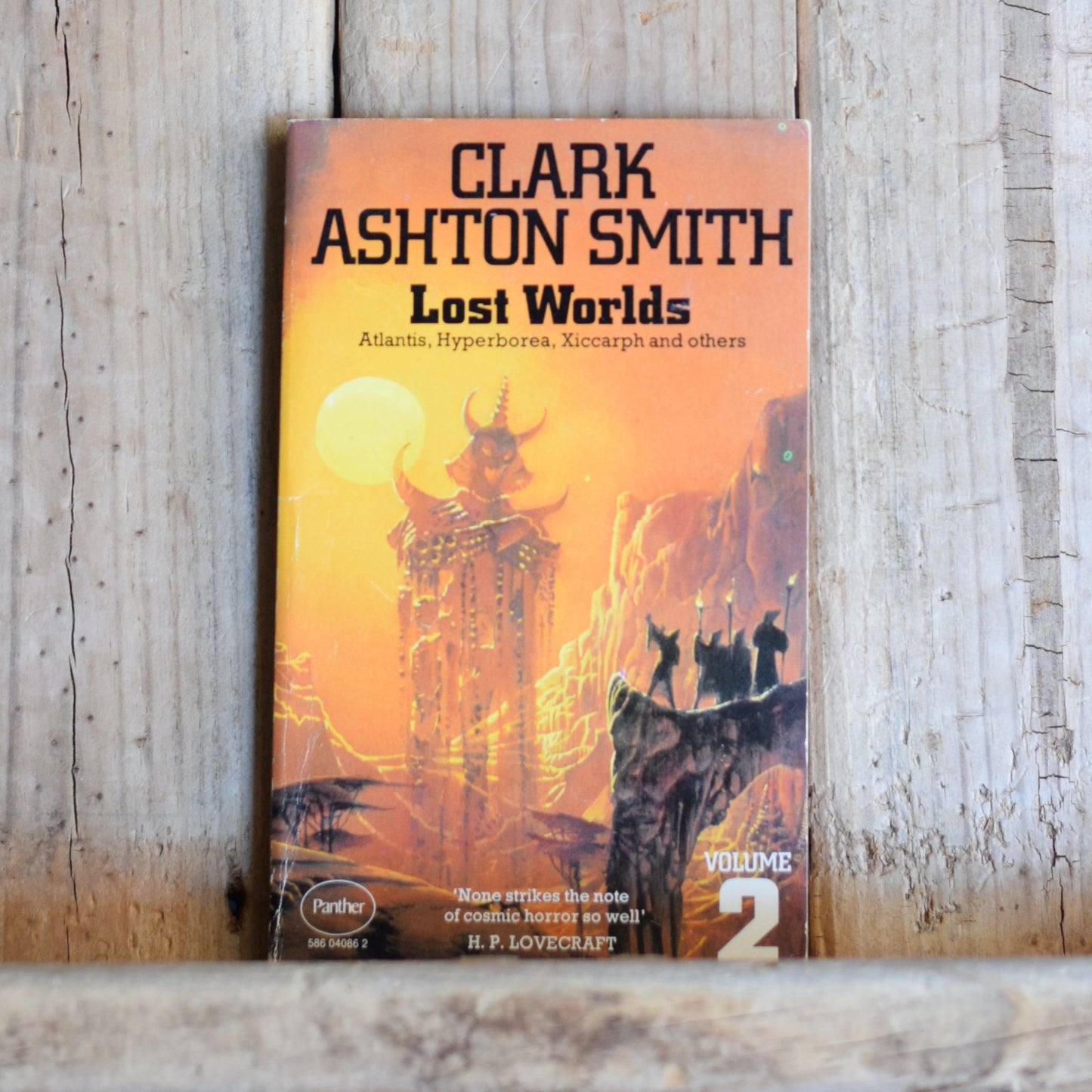 Vintage Fantasy Paperback: Clark Ashton Smith - Lost Worlds Vol 2, Panther Edition