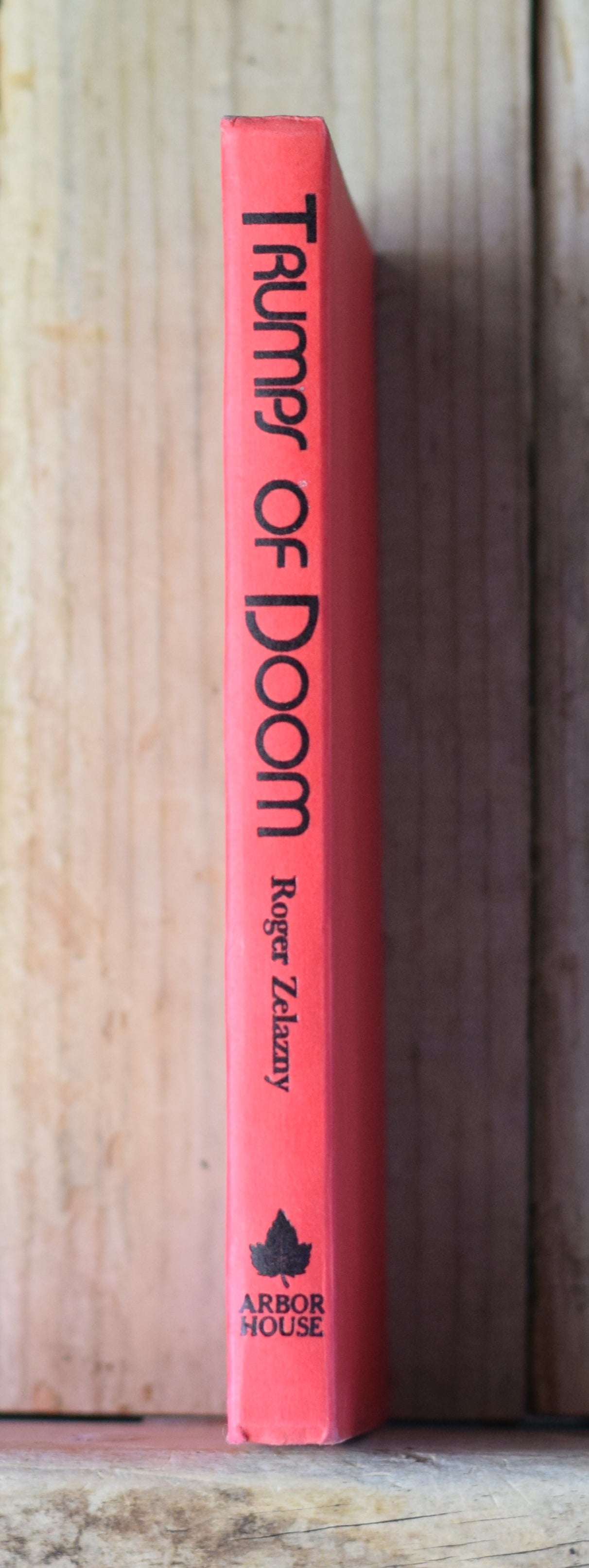 Vintage Sci-fi Hardback: Roger Zelazny - Trumps of Doom BCE