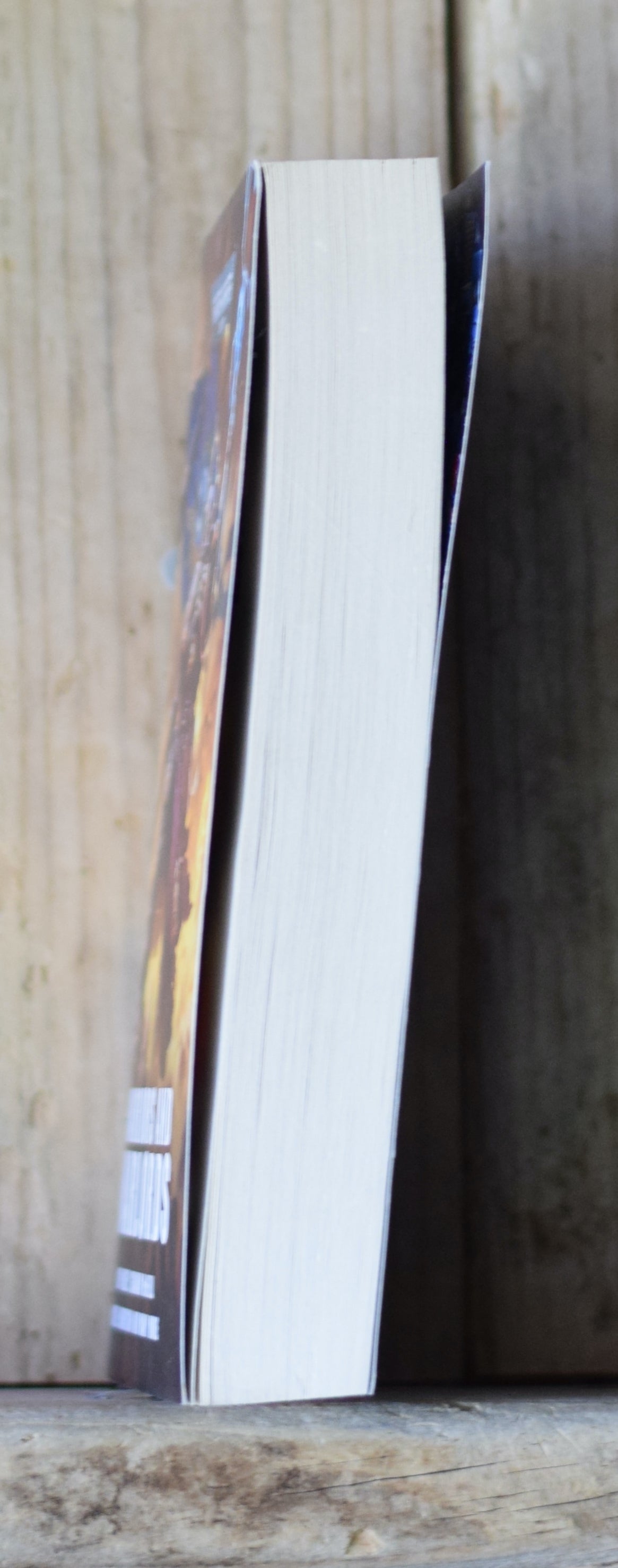 Fantasy Paperback: Warriors and Warlords, Warhammer 40K FIRST PRINTING
