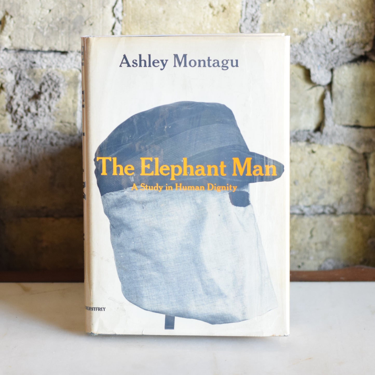 Vintage Non-fiction Hardback: Ashley Montagu - The Elephant Man: A Study in Human Dignity FIRST PRINTING