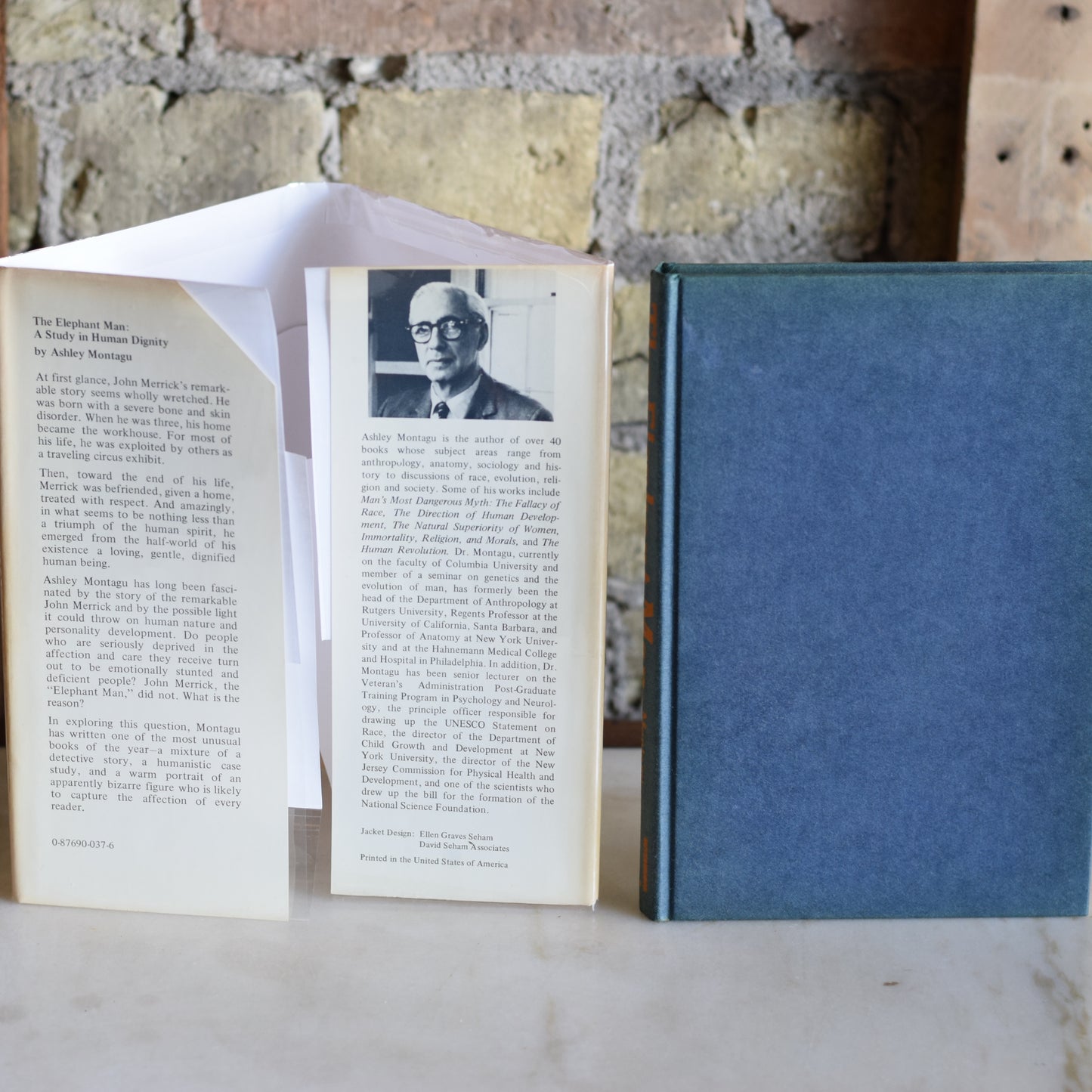 Vintage Non-fiction Hardback: Ashley Montagu - The Elephant Man: A Study in Human Dignity FIRST PRINTING