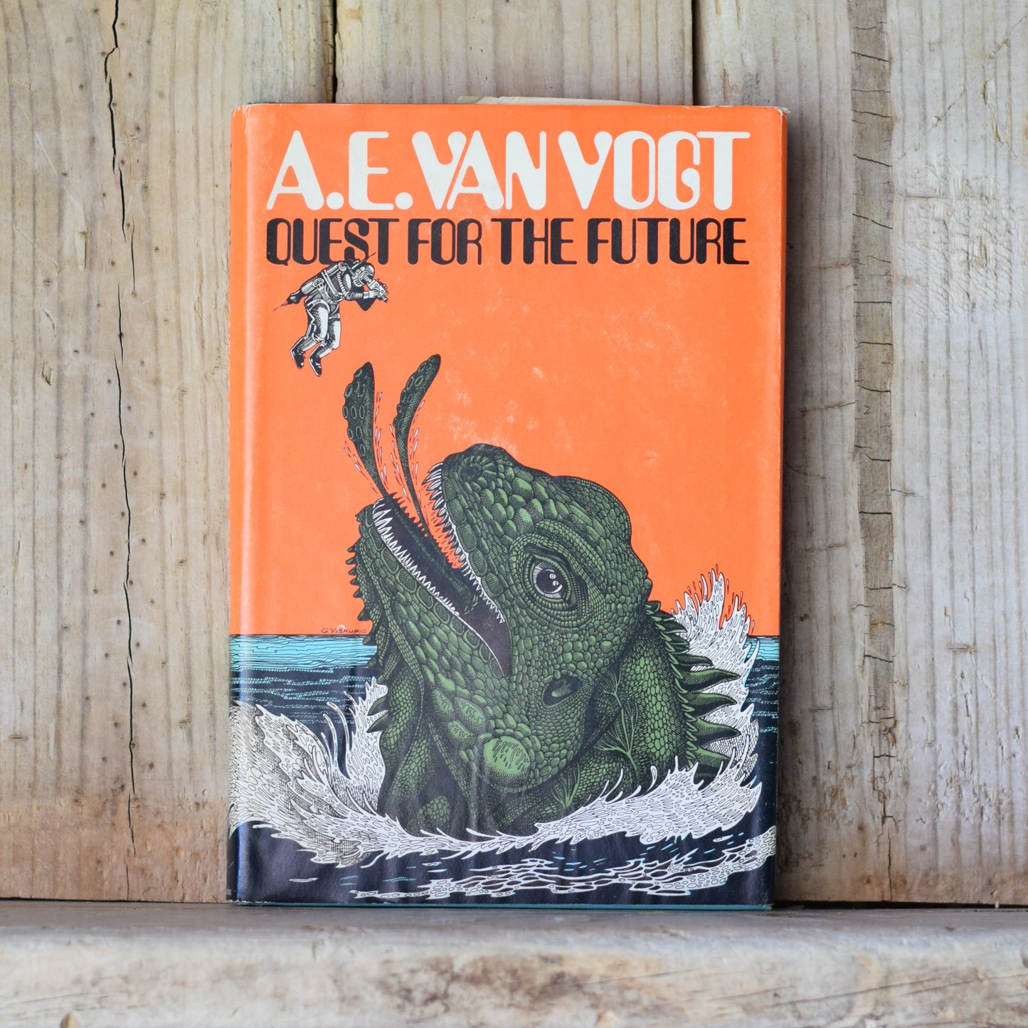 Vintage Sci-fi Hardback: AE Van Vogt - Quest for the Future BCE