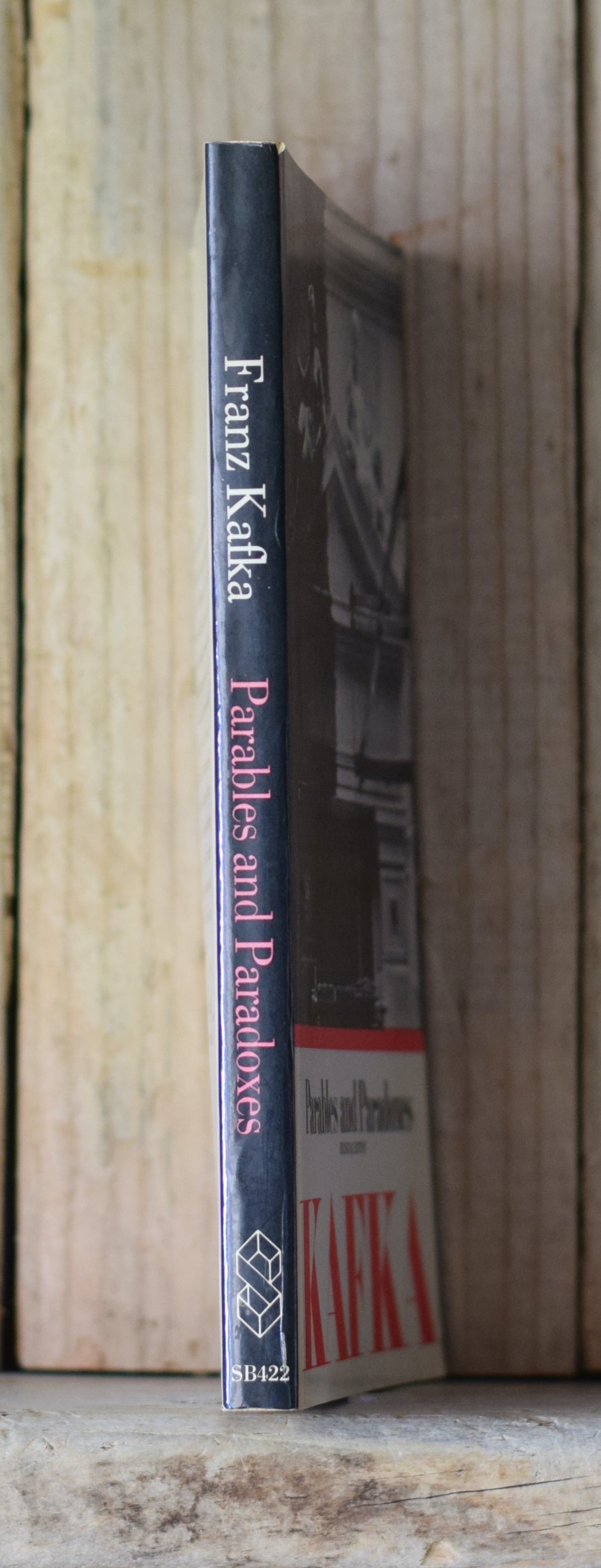 Vintage Fiction Paperback: Franz Kafka - Parables and Paradoxes