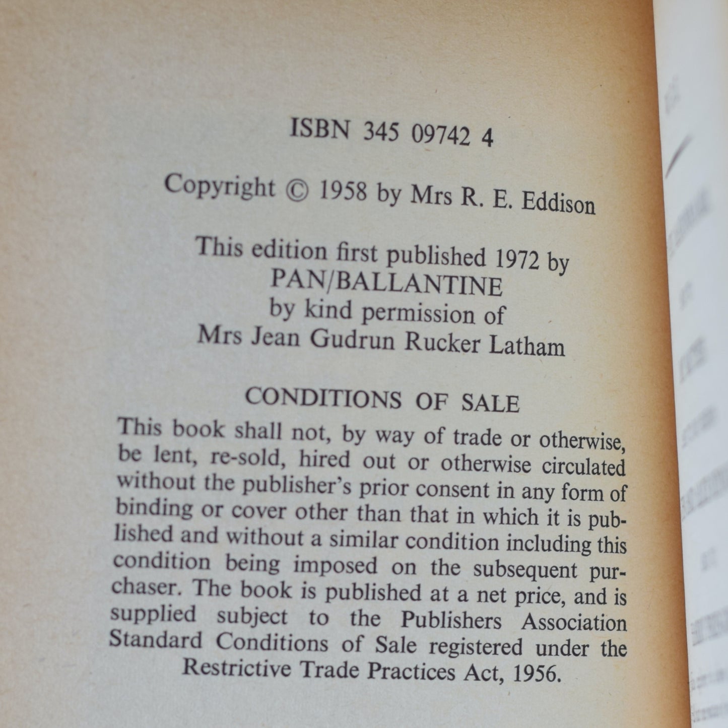 Vintage Fantasy Paperback: ER Eddison - The Mezentian Gate