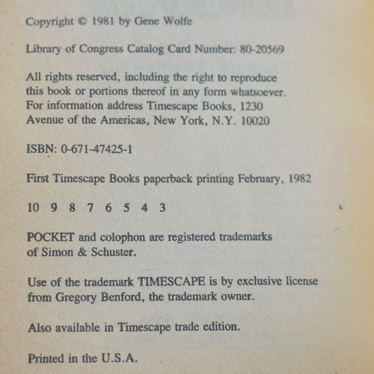 Vintage Fantasy Paperback: Gene Wolfe - The Claw of the Conciliator