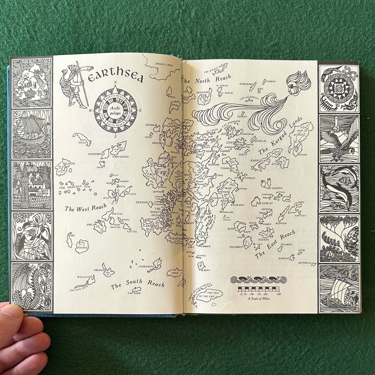 Vintage Fantasy Hardback: Ursula K Le Guin - A Wizard of Earthsea EX-LIBRARY FIRST EDITION