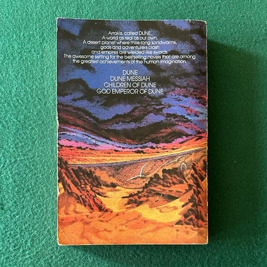 Vintage Sci-Fi Paperback: Frank Herbert - Dune