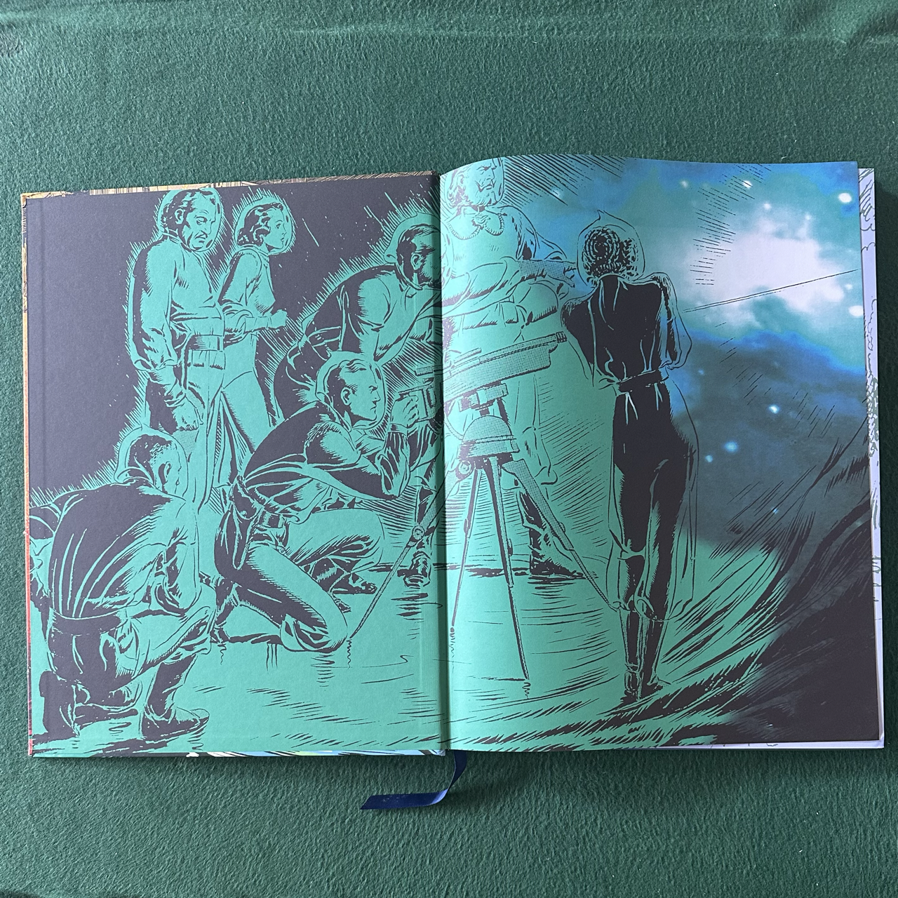 Large-Format Graphic Hardback: Alex Raymond - Flash Gordon and Jungle Jim 1942-1944 FIRST PRINT