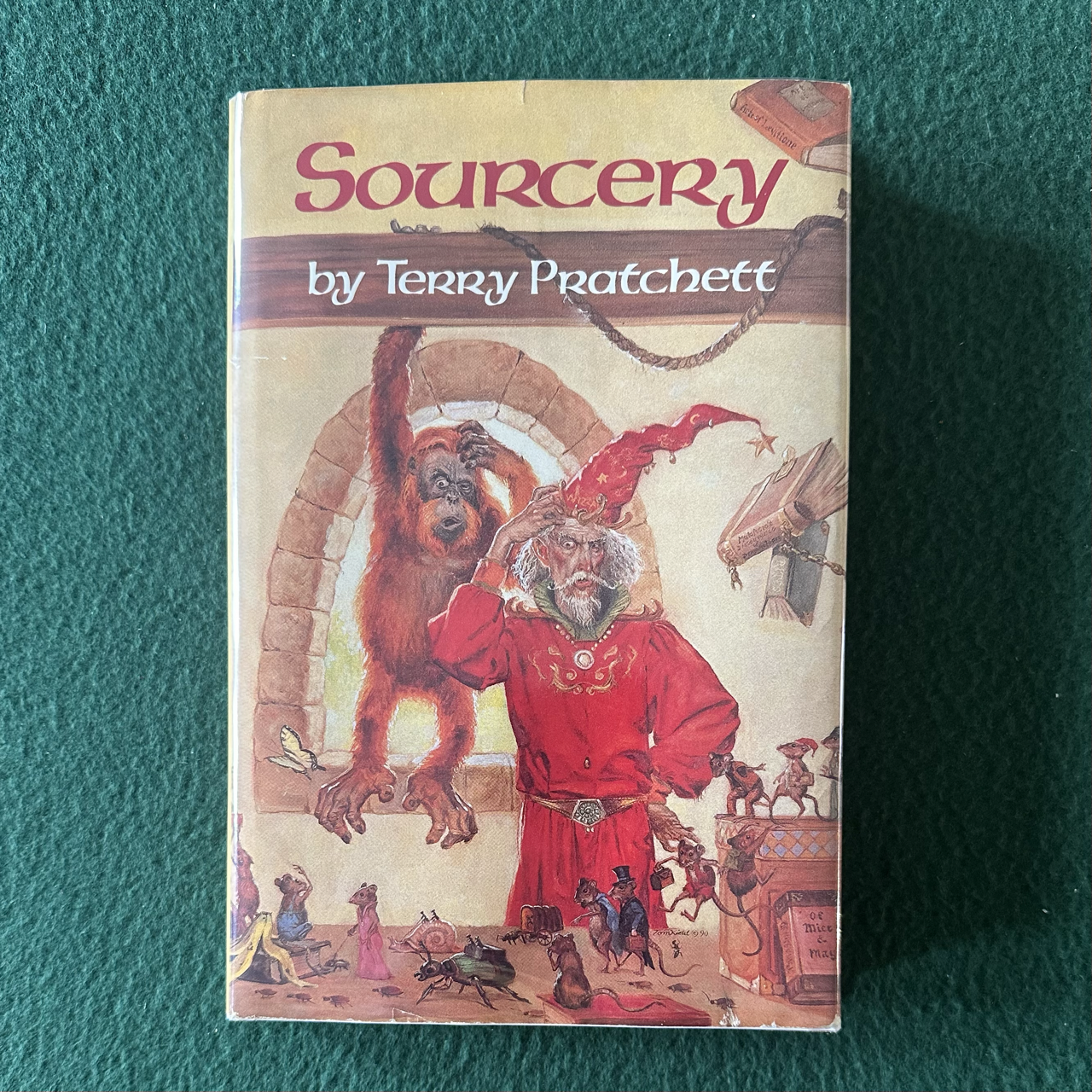Vintage Fantasy Hardback: Terry Pratchett - Sourcery BCE