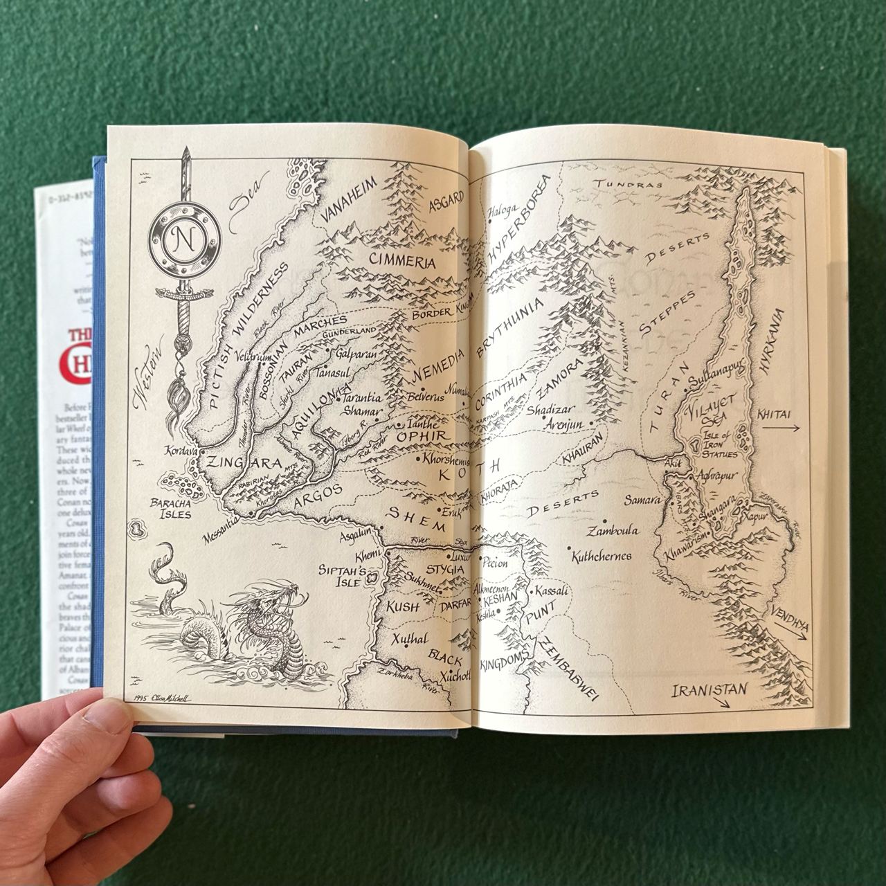 Vintage Fantasy Hardback: Robert Jordan - The Chronicles of Conan FIRST EDITION
