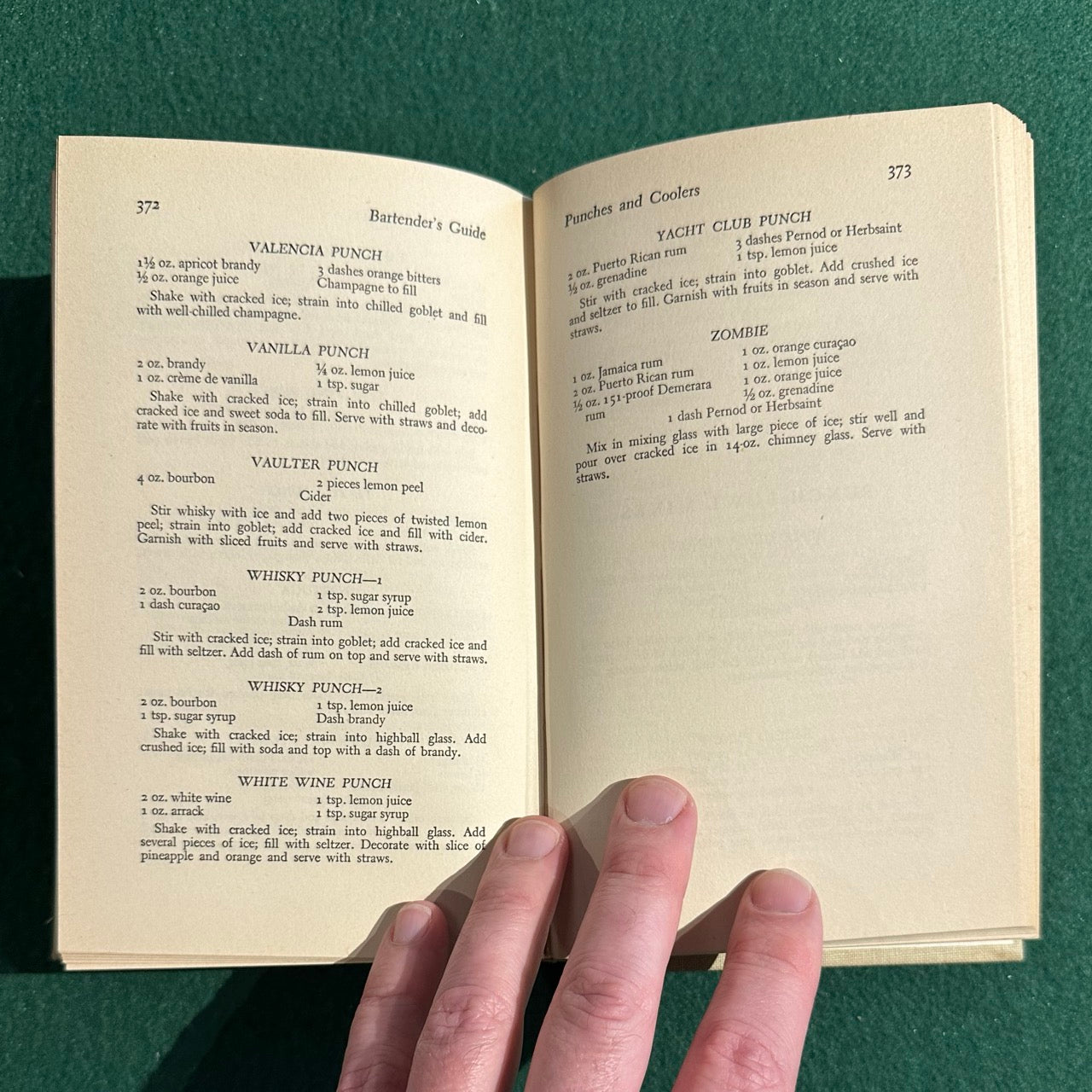 Vintage Cocktail Hardback: Trader Vic's Bartender's Guide 1948