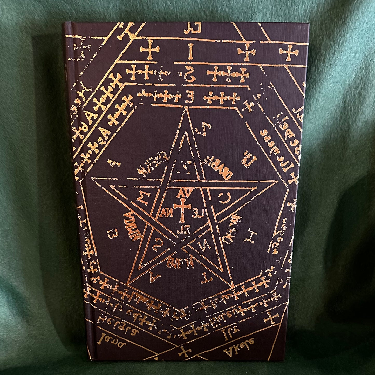 Fantasy Hardbacks: Joe Abercrombie - The First Law and Great Leveller trilogy - Broken Binding SIGNED FIRST EDITIONS