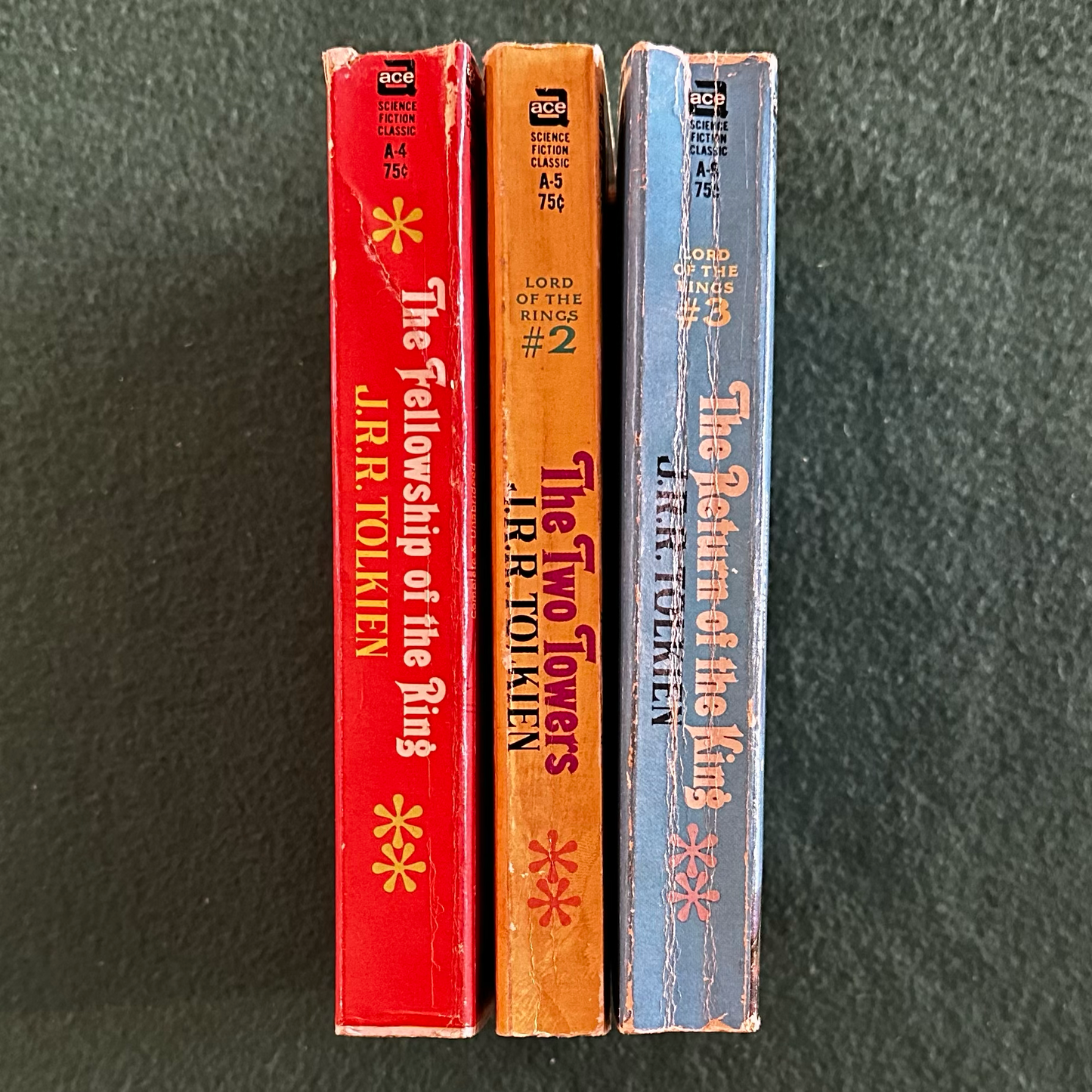Vintage Fantasy Paperbacks: JRR Tolkien - The Lord of the Rings Trilogy ACE UNAUTHORIZED EDITIONS