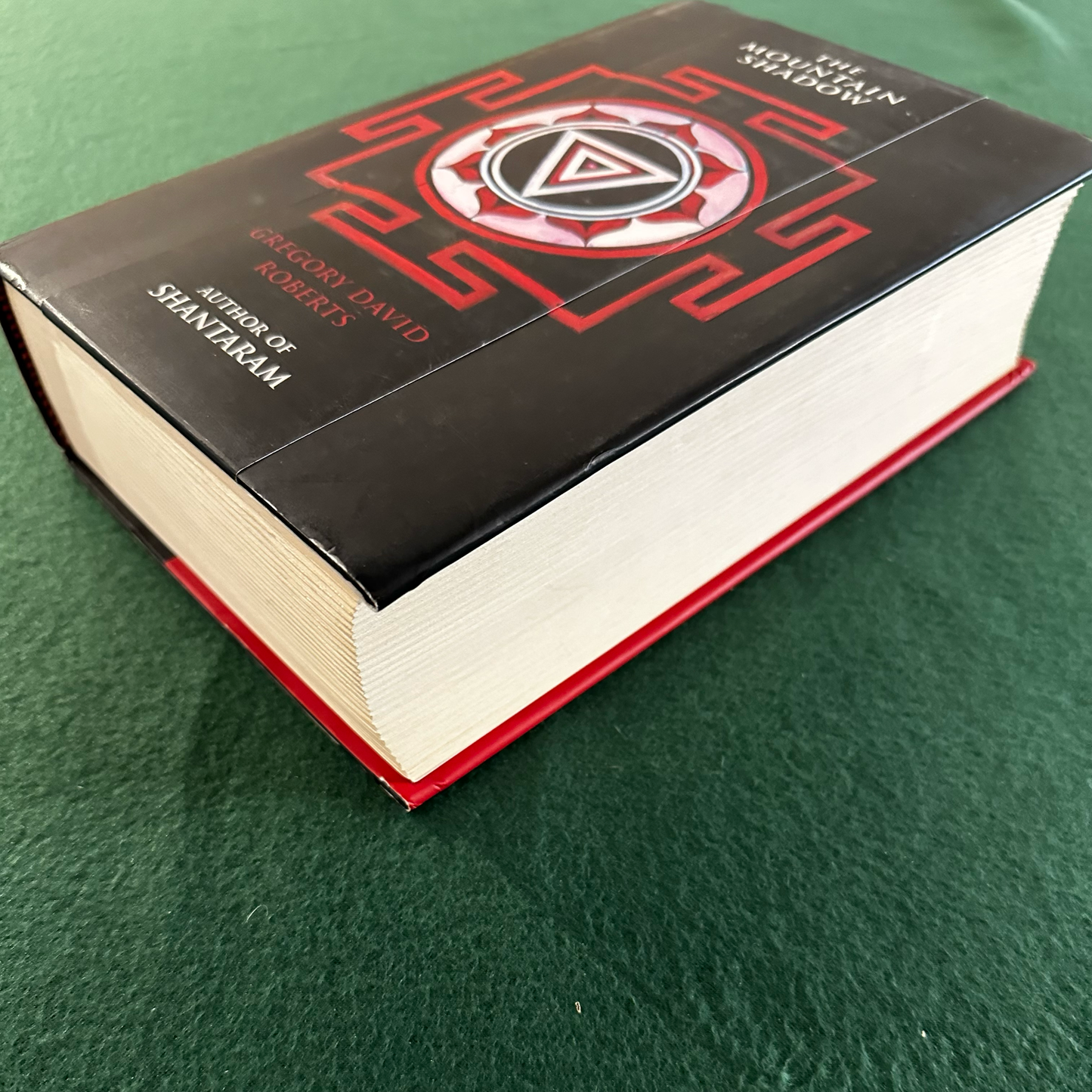 Fiction Hardback: Gregory David Roberts - The Mountain Shadow FIRST EDITION/PRINTING