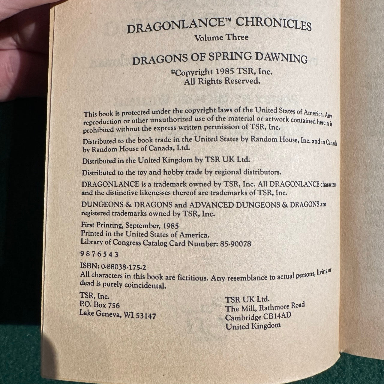 Vintage Dungeons & Dragons Paperbacks: Margaret Weis and Tracy Hickman - Dragonlance Chronicles, Vols 1-3 COMPLETE