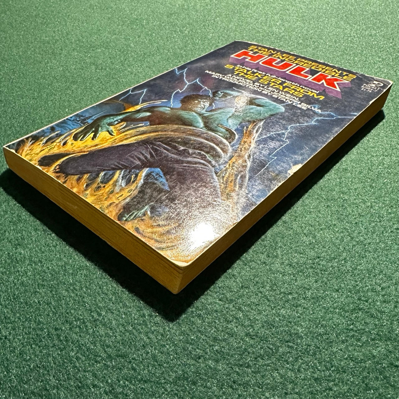 Vintage Marvel Novel Paperback: Stan Lee Presents The Incredible Hulk: Stalker From The Stars FIRST PRINTING