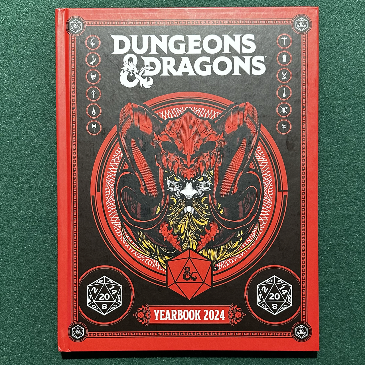 Dungeons & Dragons Hardback: Dungeons & Dragons Yearbook 2024 FIRST PRINT