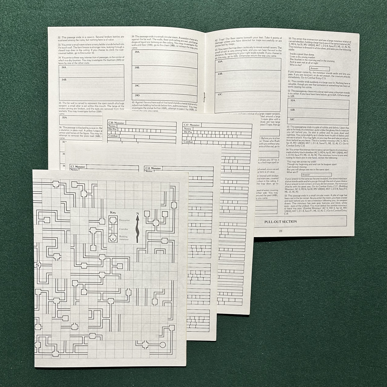 Vintage Dungeons & Dragons Adventure: D&D Expert - Maze of the Riddling Minotaur