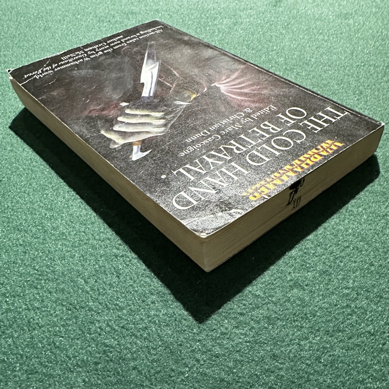 Sci-fi Paperback: Warhammer: The Cold Hand of Betrayal Edited by Marc Gascoigne and Christian Dunn FIRST PRINT