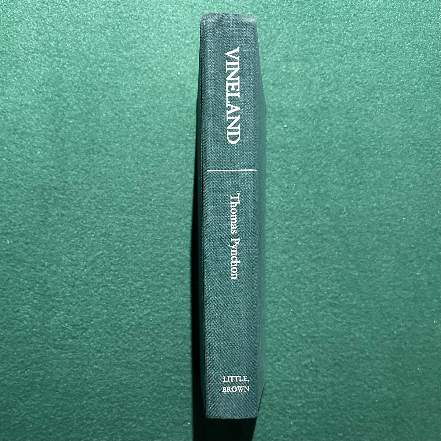 Vintage Fiction Hardback: Thomas Pynchon - Vineland FIRST EDITION/PRINTING