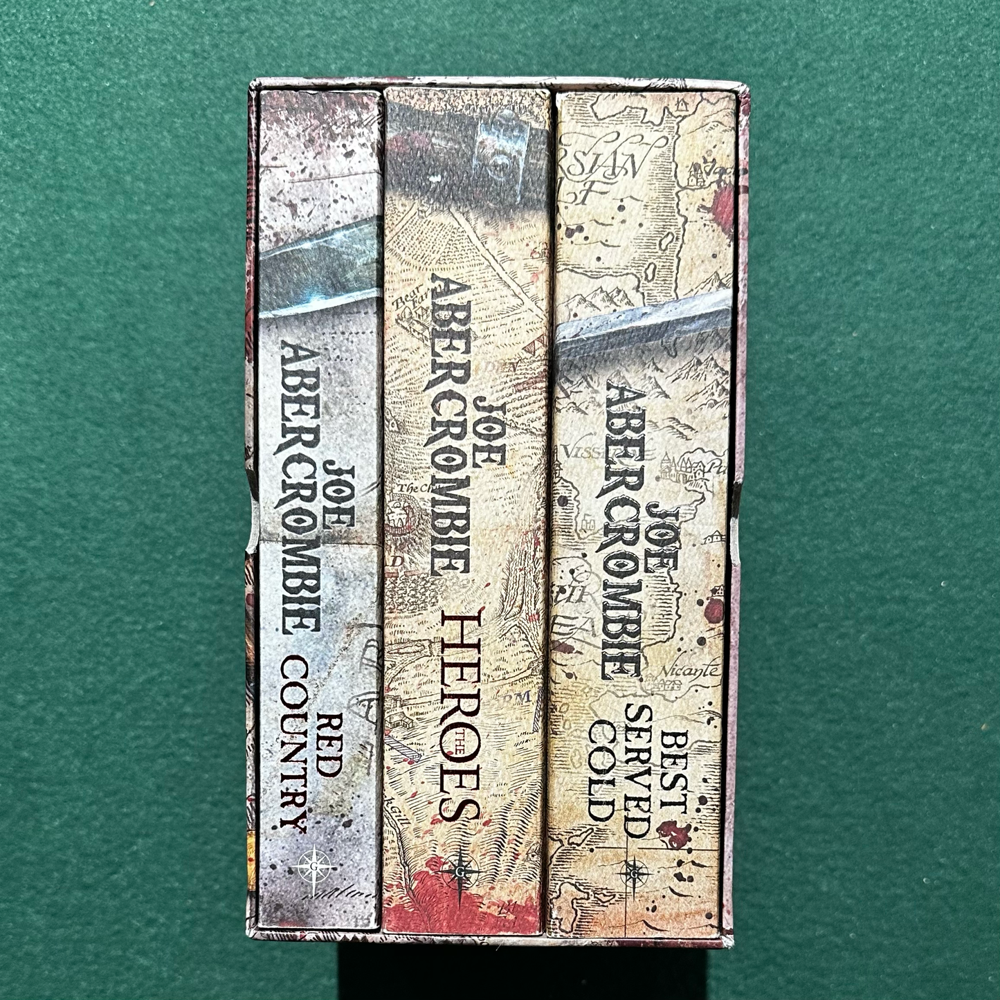 Fantasy Paperback: Joe Abercrombie - The Great Leveller Collection Box Set UK IMPORT
