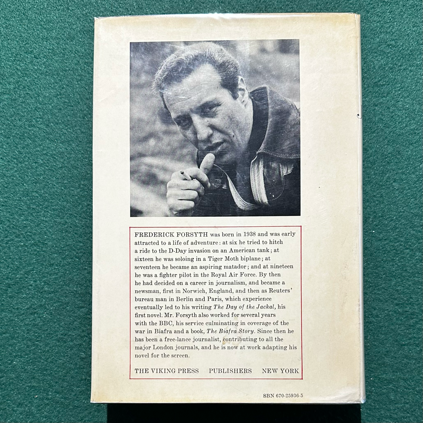 Vintage Fiction Hardback: Frederick Forsyth - The Day of the Jackal FIRST EDITION / SECOND PRINTING