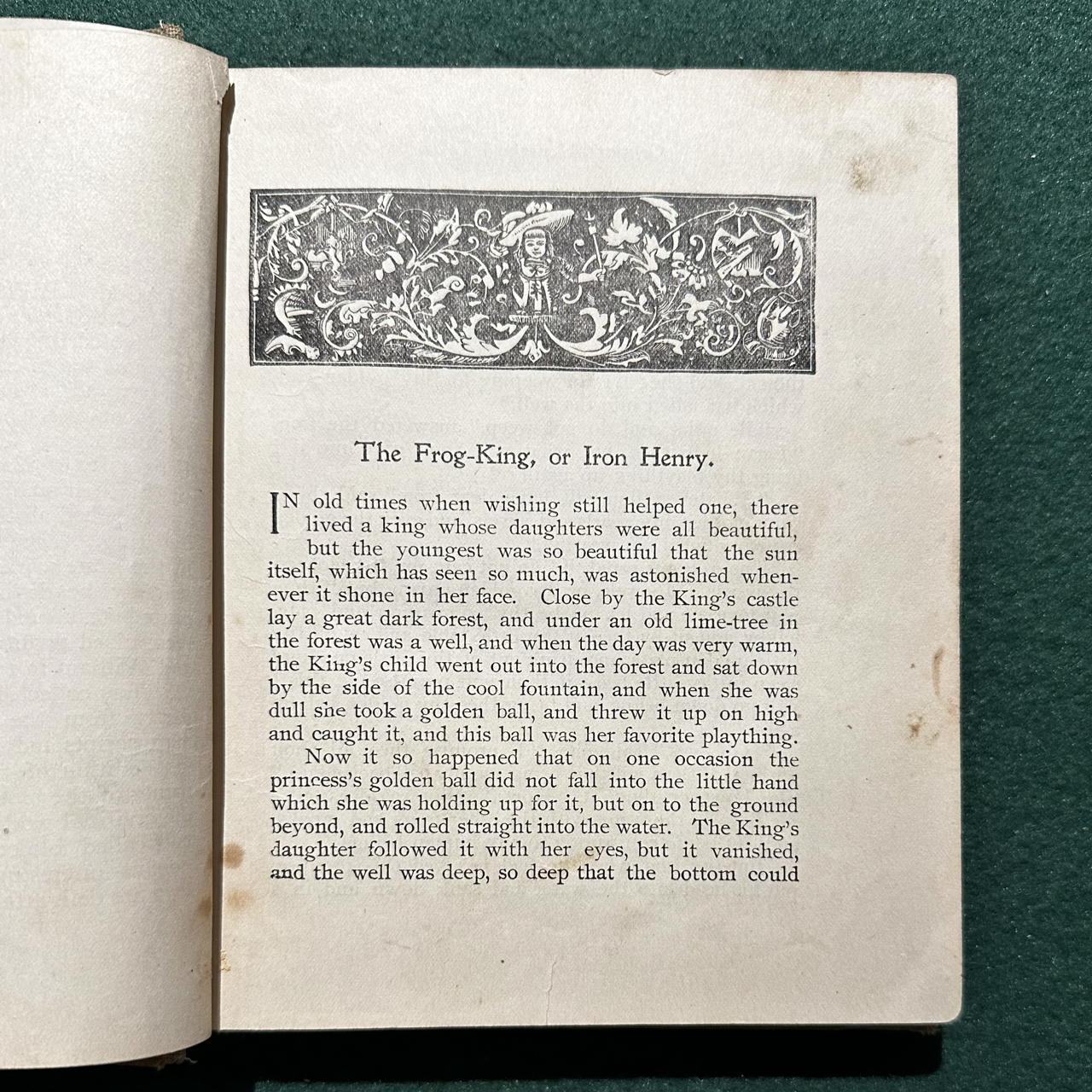 Antique Fiction Hardback: The Brothers Grimm - Fairy Tales, Altemus