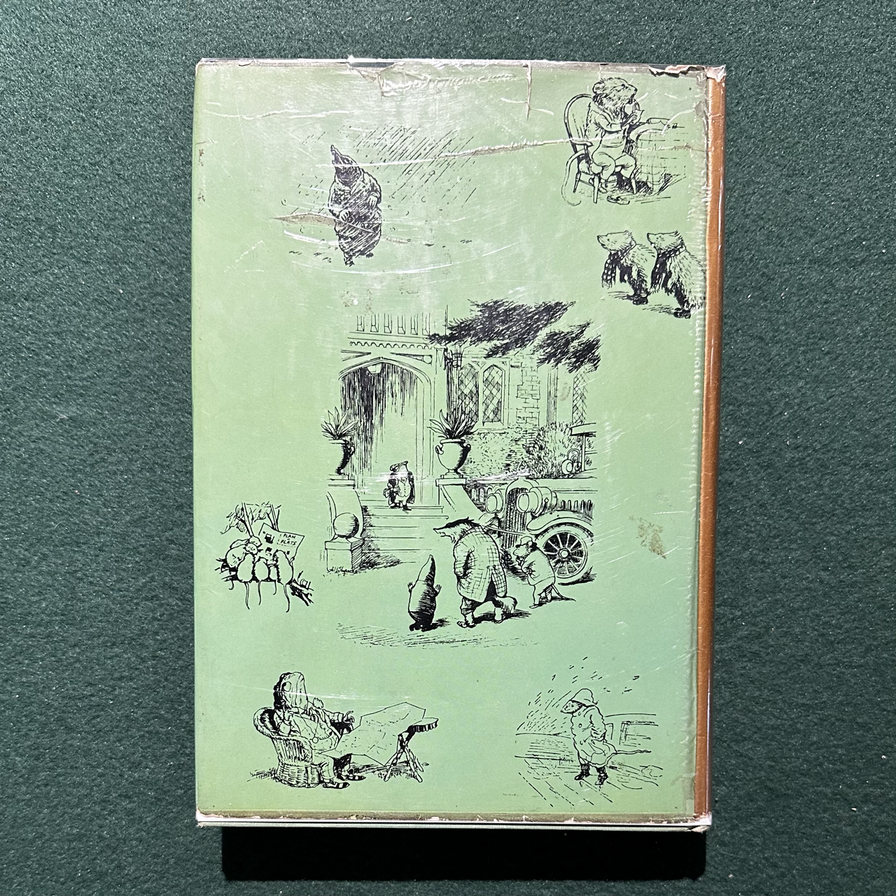 Vintage Fiction Hardback: Kenneth Graham - The Wind in the Willows