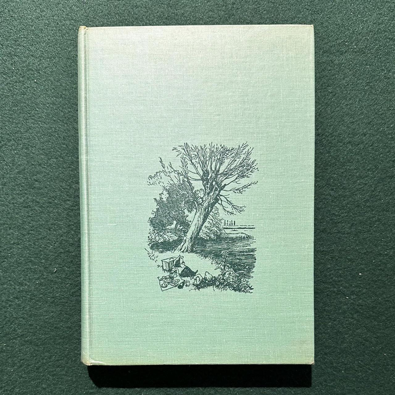 Vintage Fiction Hardback: Kenneth Graham - The Wind in the Willows