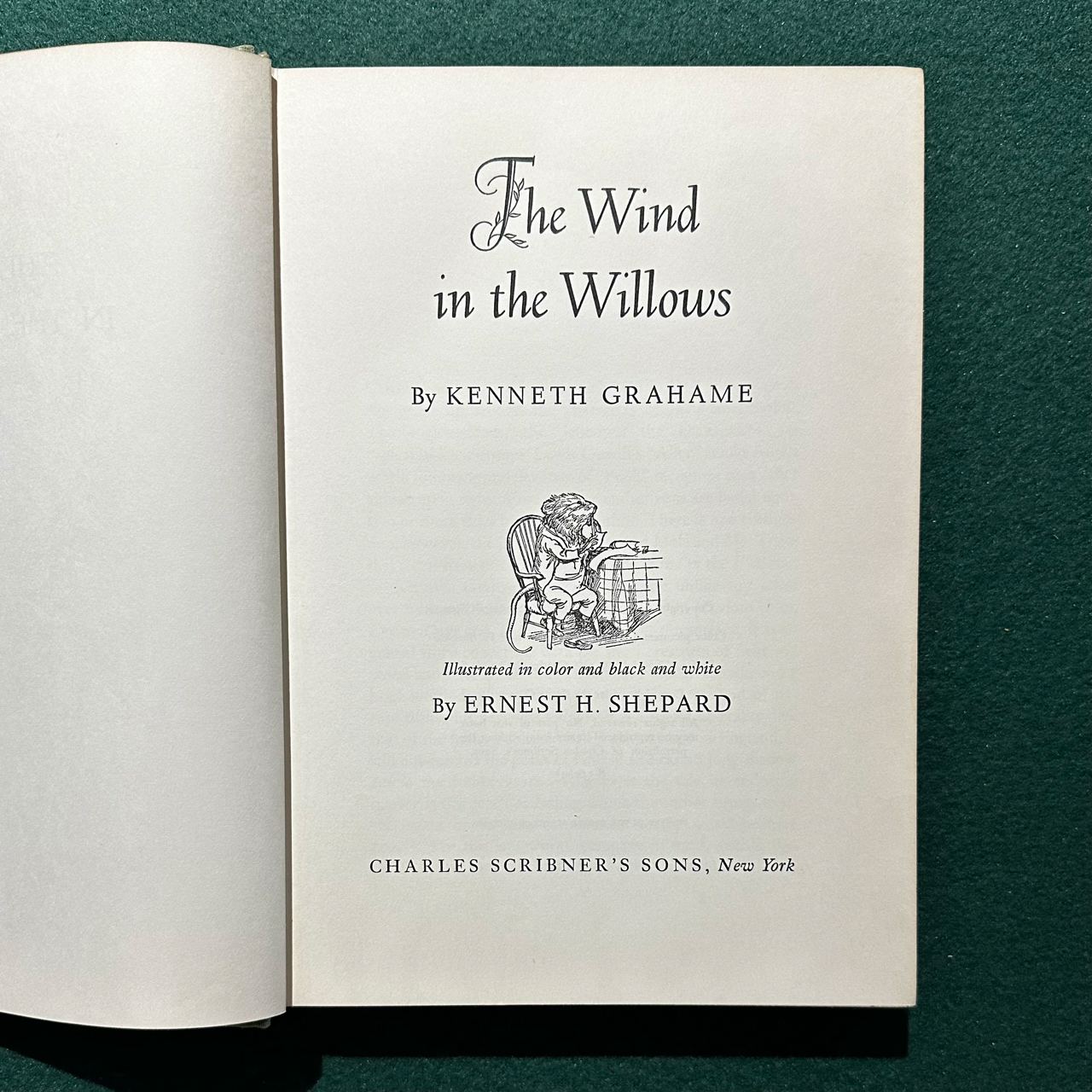 Vintage Fiction Hardback: Kenneth Graham - The Wind in the Willows