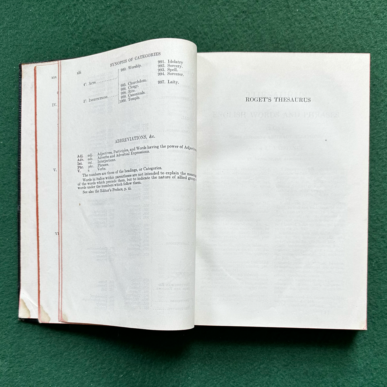 Antique Non-Fiction Hardback: Peter Mark Roget - Thersaurus of English Words and Phrases 1933