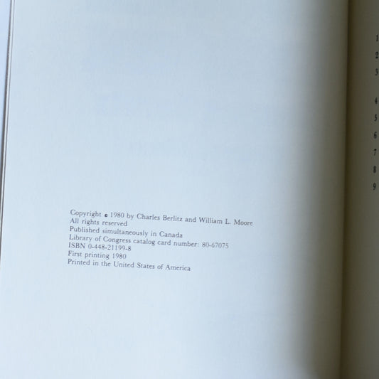 Vintage Non-fiction Hardback: Charles Berlitz and William L Moore - The Roswell Incident FIRST PRINTING