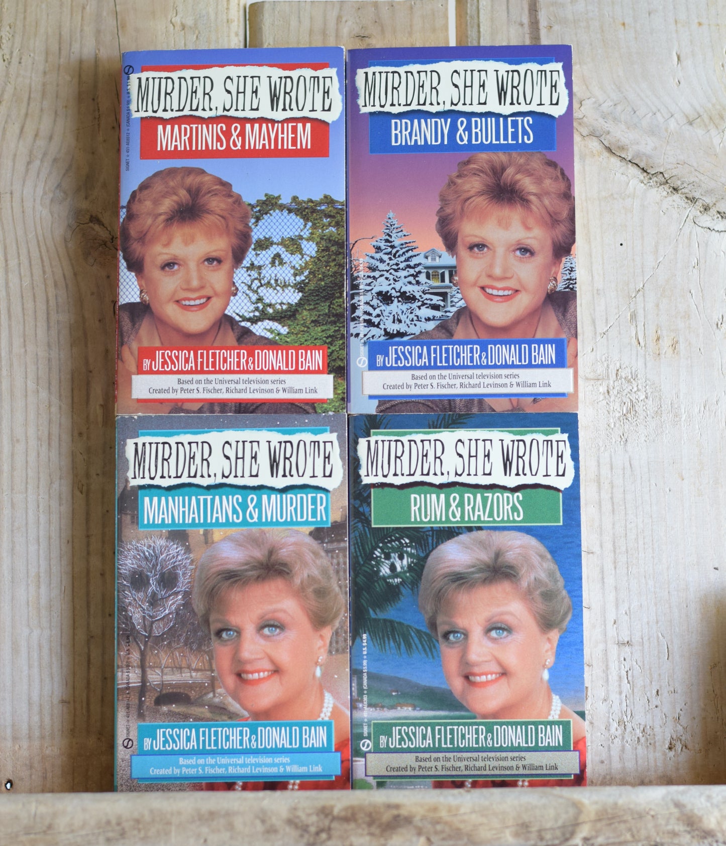 Vintage Fiction Paperbacks: Jessica Fletcher and Donald Bain - Murder, She Wrote