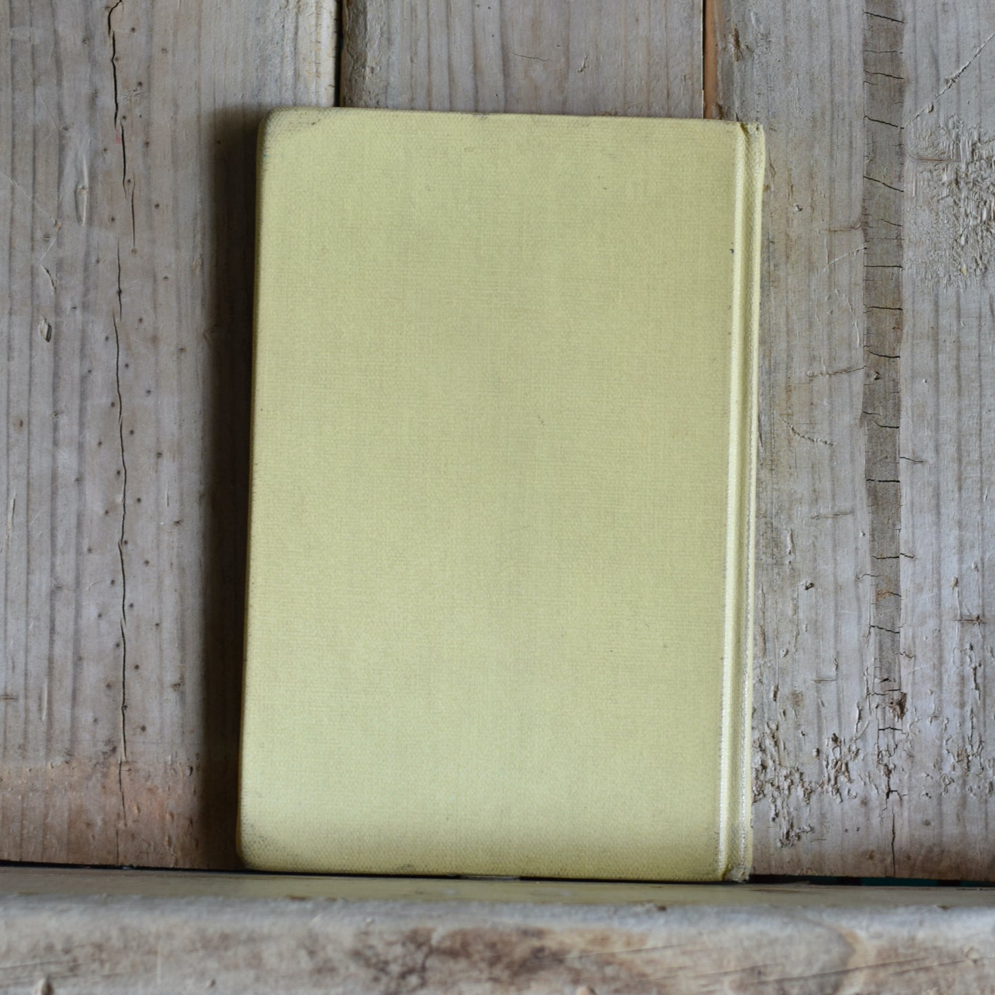 Vintage Non-fiction Hardback: Roz Abisch and Bouche Kaplan - Mixed Bag of Magic Tricks FIRST EDITION/PRINTING