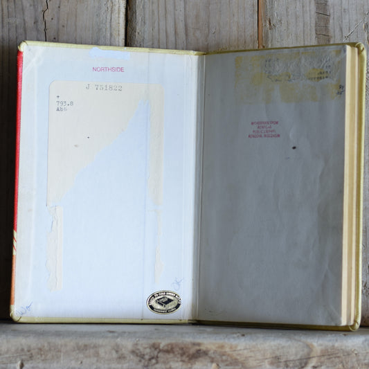 Vintage Non-fiction Hardback: Roz Abisch and Bouche Kaplan - Mixed Bag of Magic Tricks FIRST EDITION/PRINTING