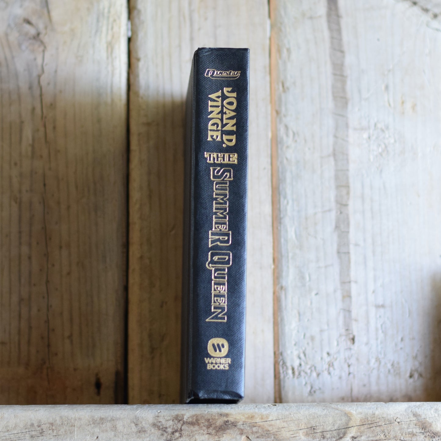 Vintage Sci-fi Hardback: Joan D Vinge - The Summer Queen