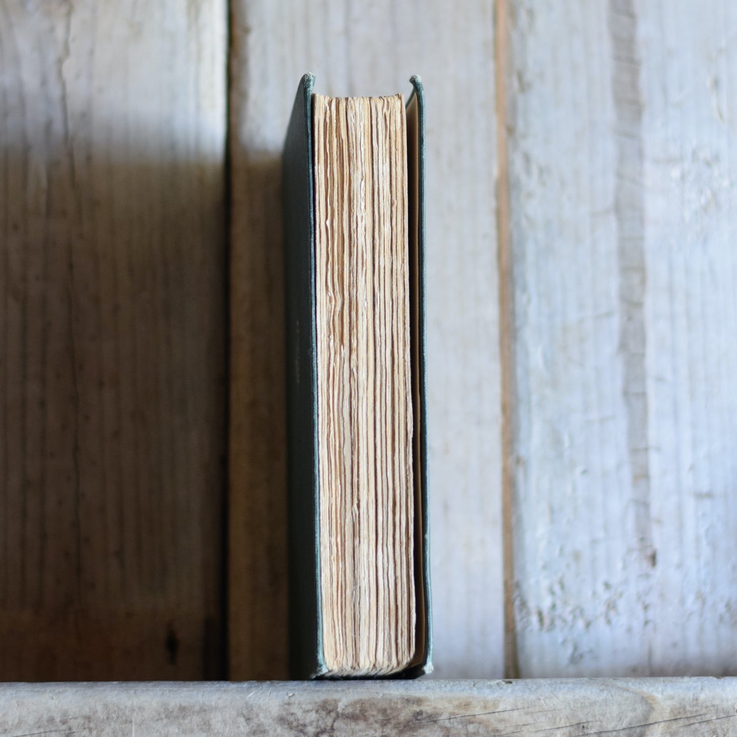 Antique Fiction Hardback: Robert Louis Stevenson - Kidnapped