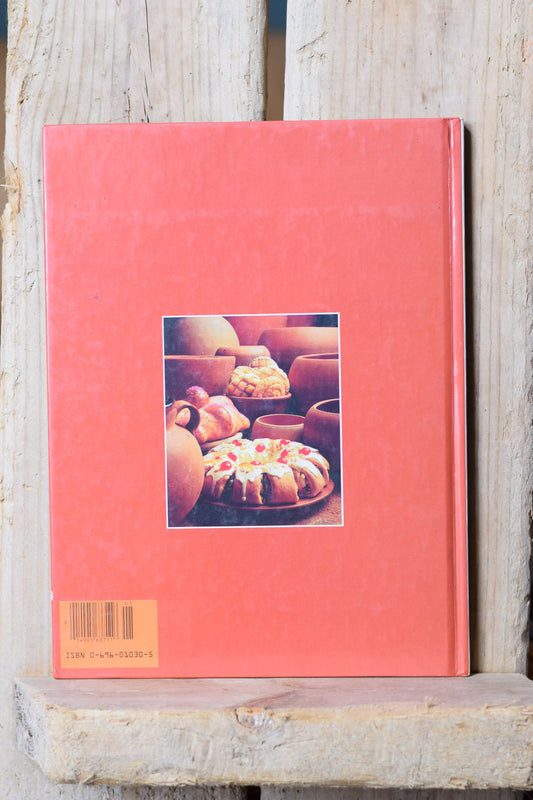 Vintage Hardback Cookbook: Better Homes and Gardens Mexican Cookbook
