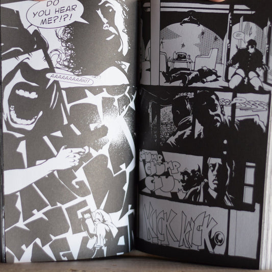 Hardback Graphic Novel: Brian Michael Bendis - Jinx, The Essential Collection