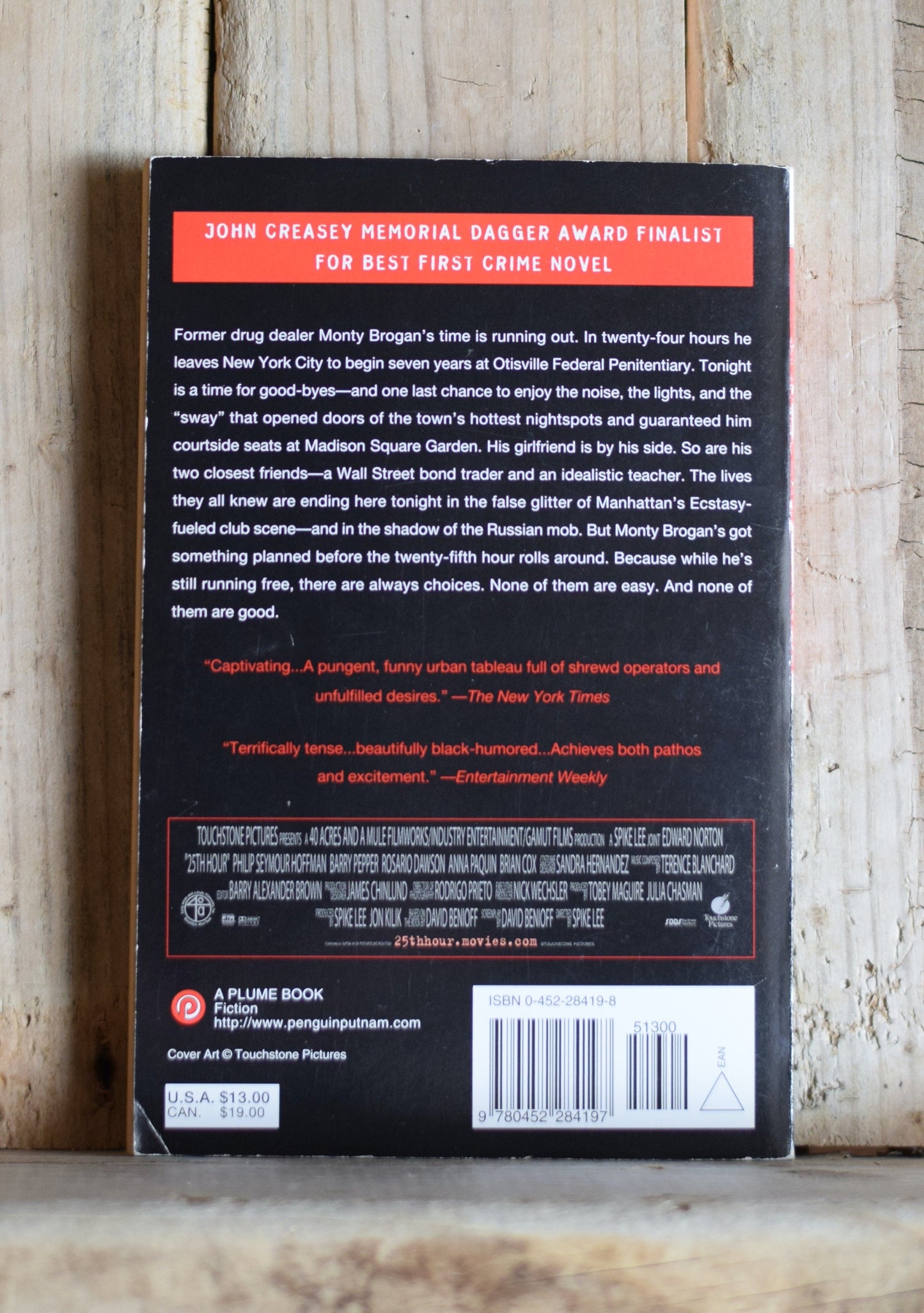Vintage Fiction Paperback Novel: David Benioff - 25th Hour FIRST PRINTING