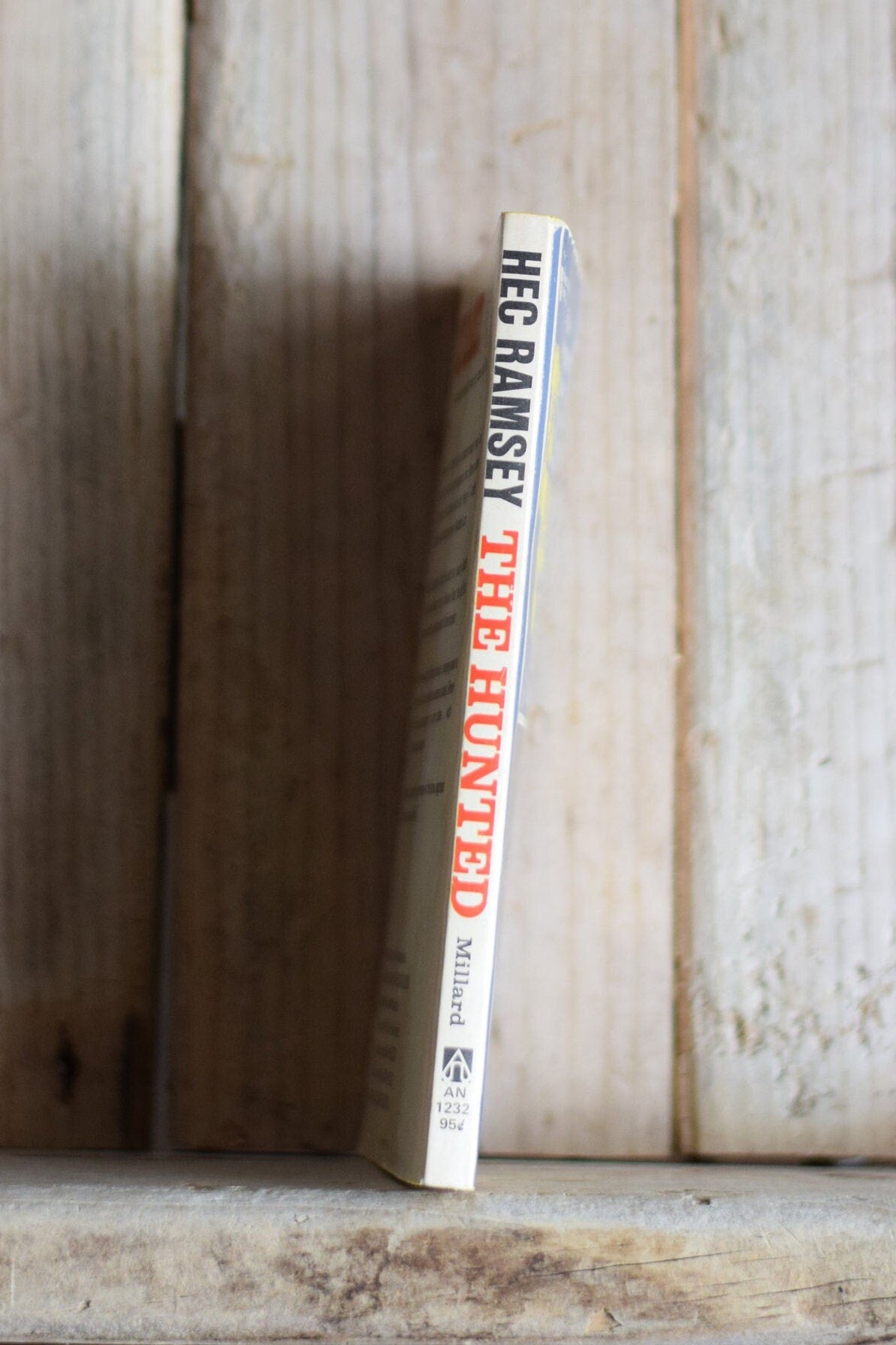 Vintage Fiction Paperback Novel: Joe Millard - Hec Ramsey, The Hunted