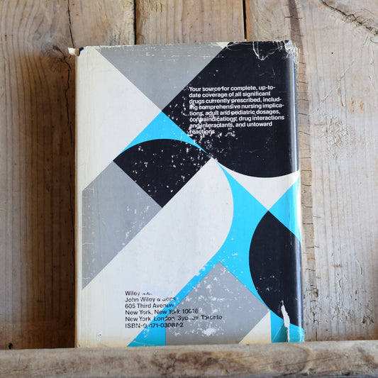 Vintage Non-Fiction Hardback: The Nurse's Drug Handbook FIRST EDITION/PRINTING