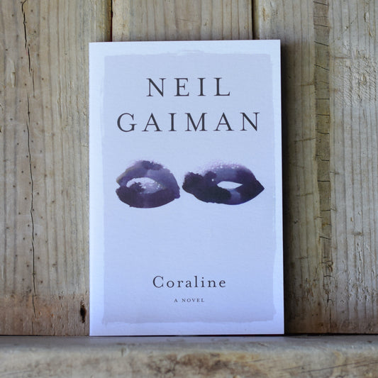 Fantasy Paperback: Neil Gaiman - Coraline SIGNED