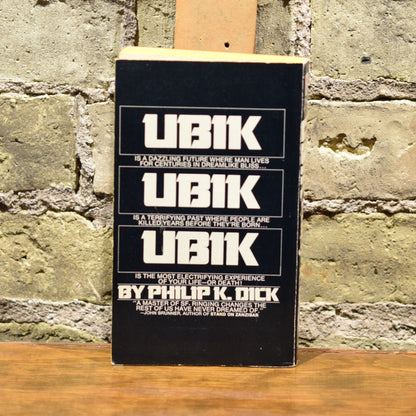 Vintage Sci-fi Paperback: Philip K Dick - Ubik