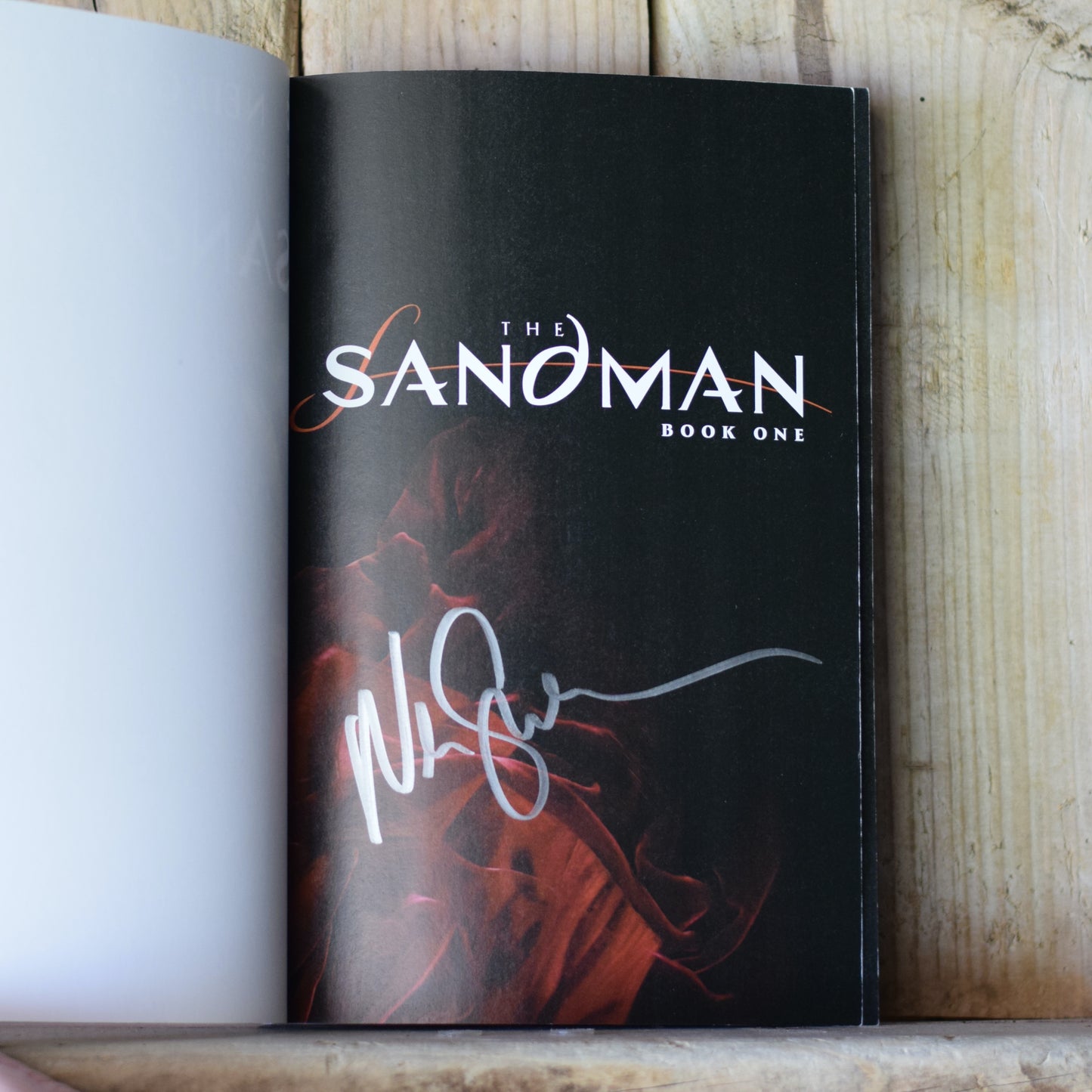 Graphic Novel Paperback: Neil Gaiman - The Sandman Book 1 SIGNED