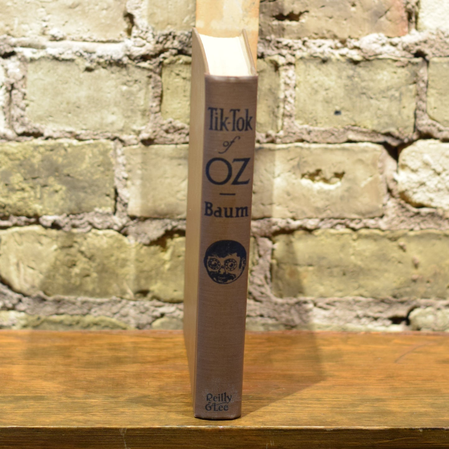 Vintage Fantasy Hardback: L Frank Baum - Tik-Tok of Oz 1935-1958 REPRINT