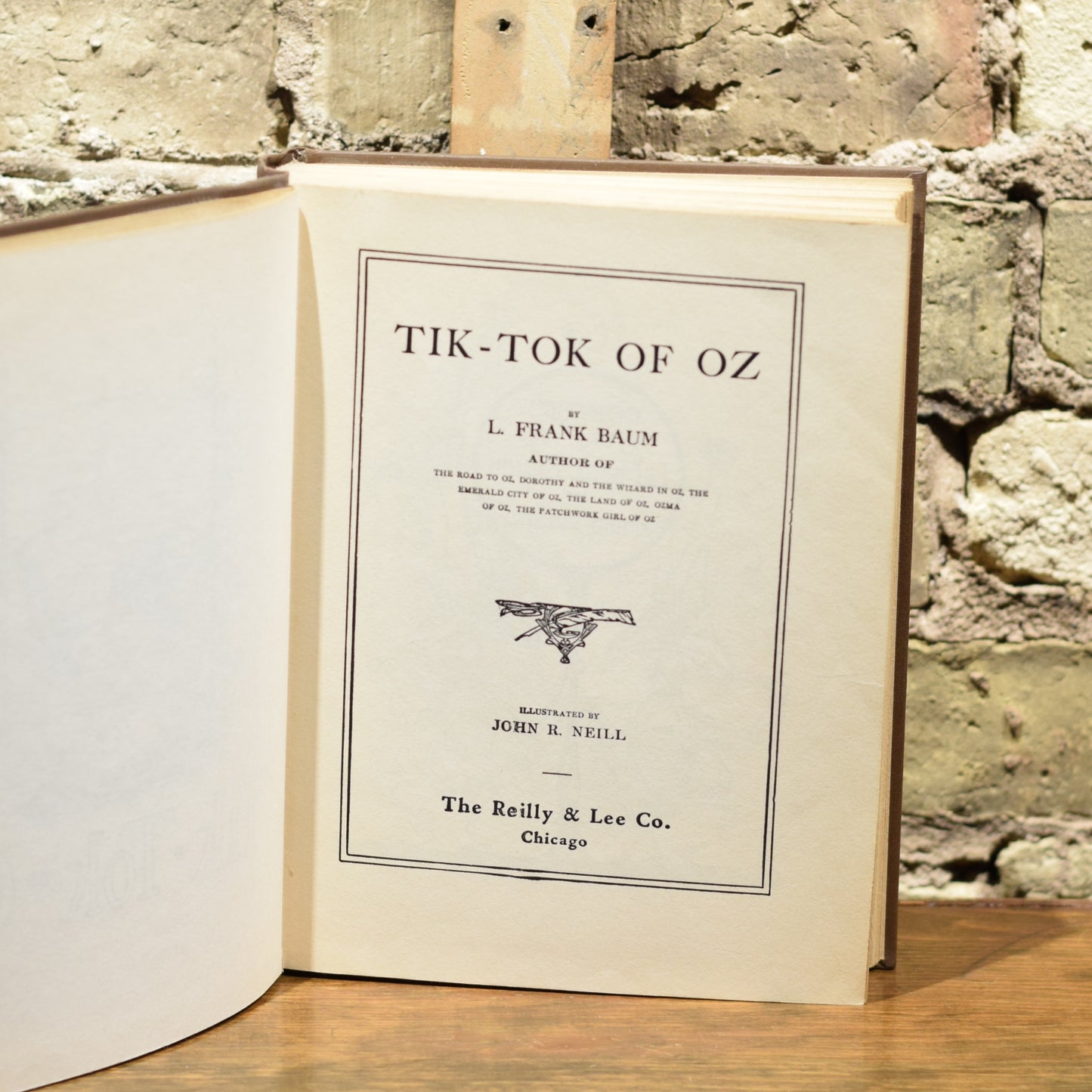 Vintage Fantasy Hardback: L Frank Baum - Tik-Tok of Oz 1935-1958 REPRINT